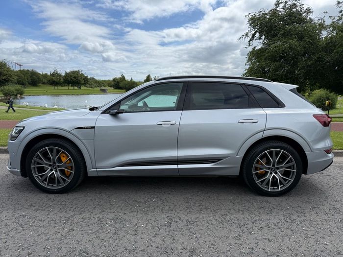 Audi E-Tron 2019