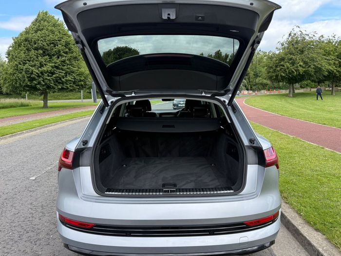 Audi E-Tron 2019