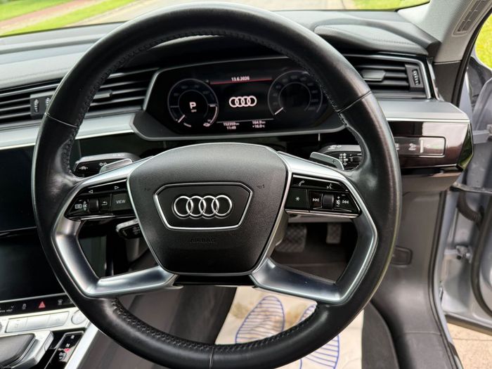 Audi E-Tron 2019