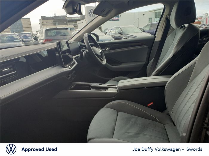 Volkswagen Passat 2025