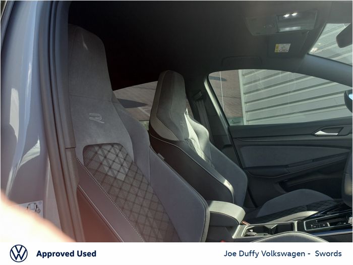 Volkswagen Golf 2023