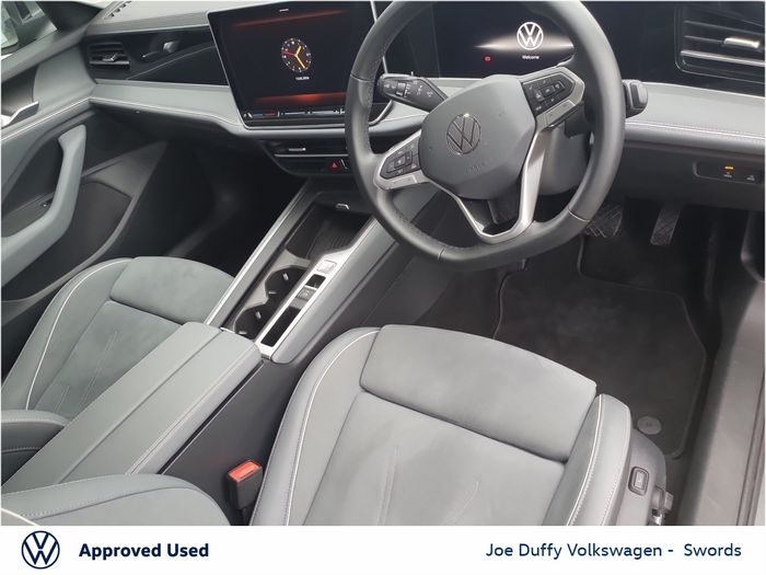 Volkswagen Passat 2025