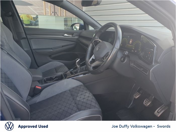 Volkswagen Golf 2024
