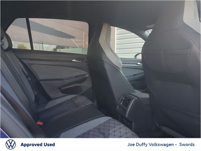 Volkswagen Golf 2024