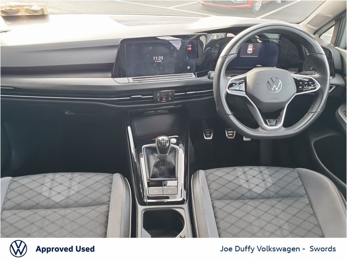 Volkswagen Golf 2024