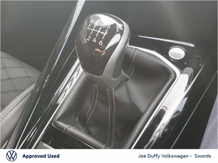 Volkswagen Golf 2024