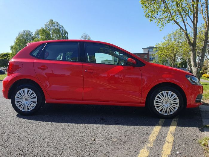 Volkswagen Polo 2015