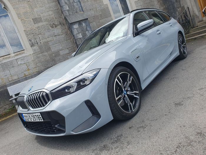 BMW 3 Series 2023
