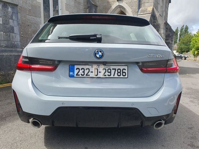 BMW 3 Series 2023