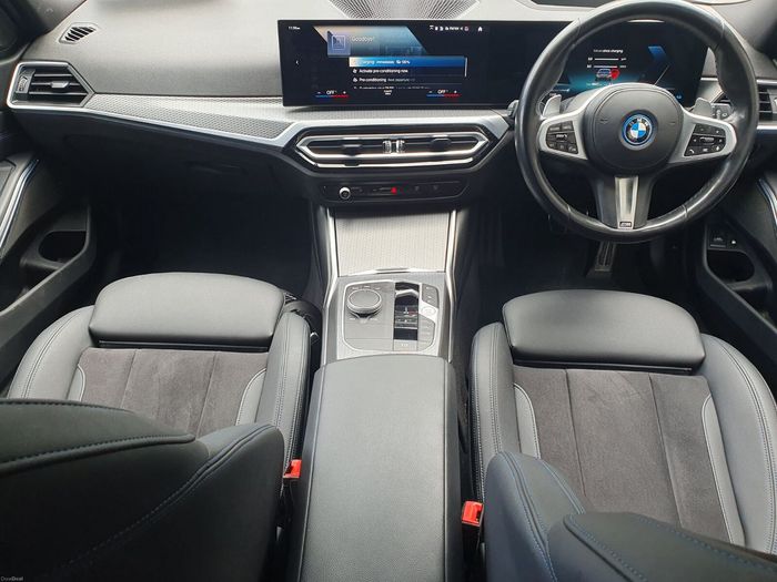 BMW 3 Series 2023