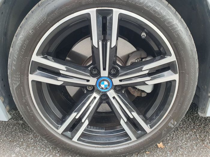 BMW 3 Series 2023