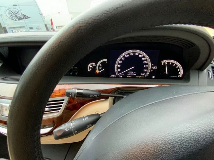 Mercedes-Benz S-Class 2007