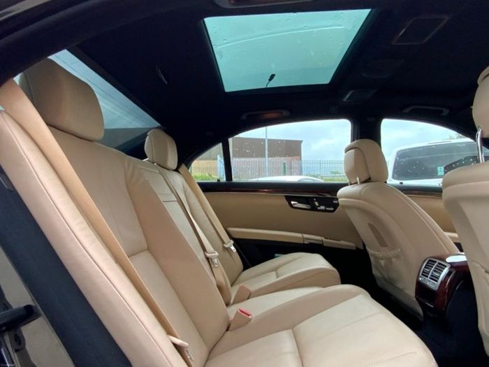 Mercedes-Benz S-Class 2007