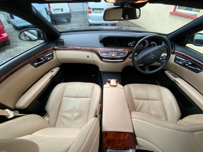 Mercedes-Benz S-Class 2007