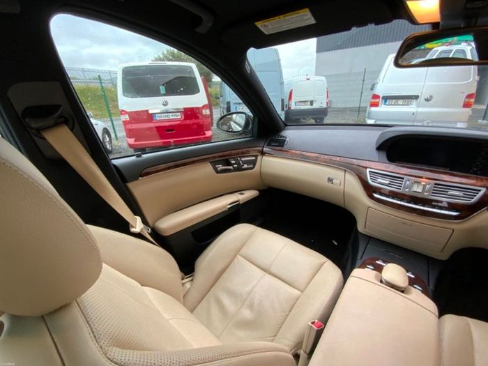 Mercedes-Benz S-Class 2007