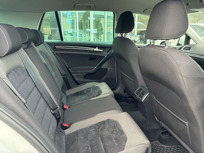 Volkswagen Golf 2016