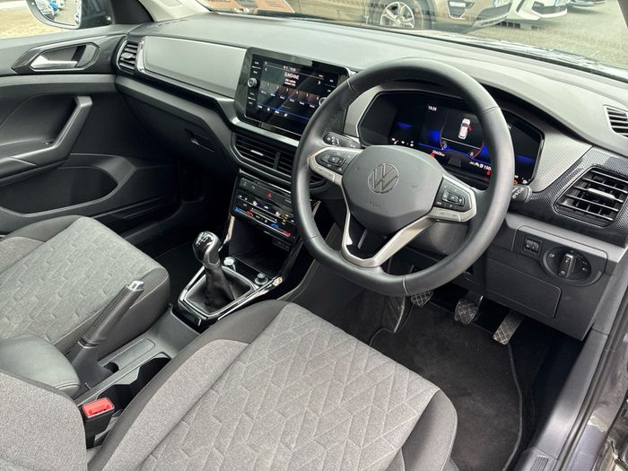 Volkswagen T-Cross 2025
