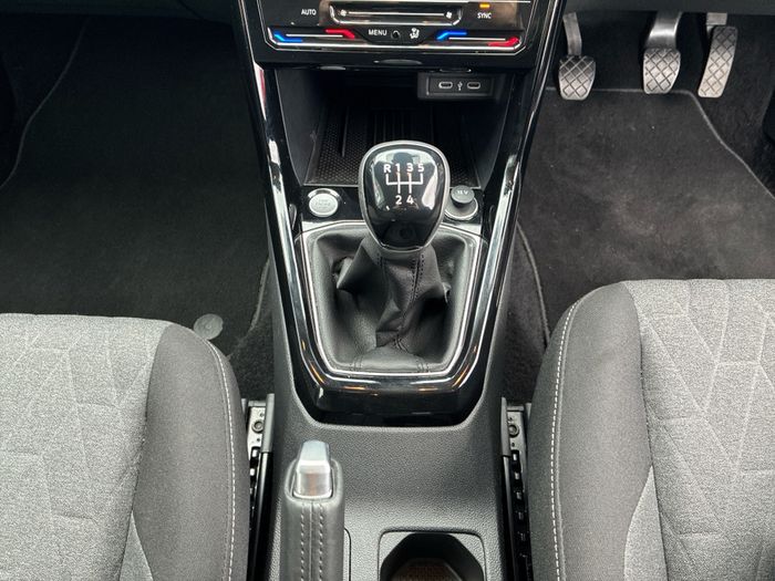 Volkswagen T-Cross 2025