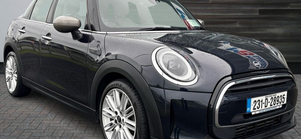 MINI Cooper 2023