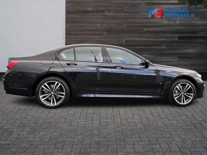 BMW 7 Series 2019