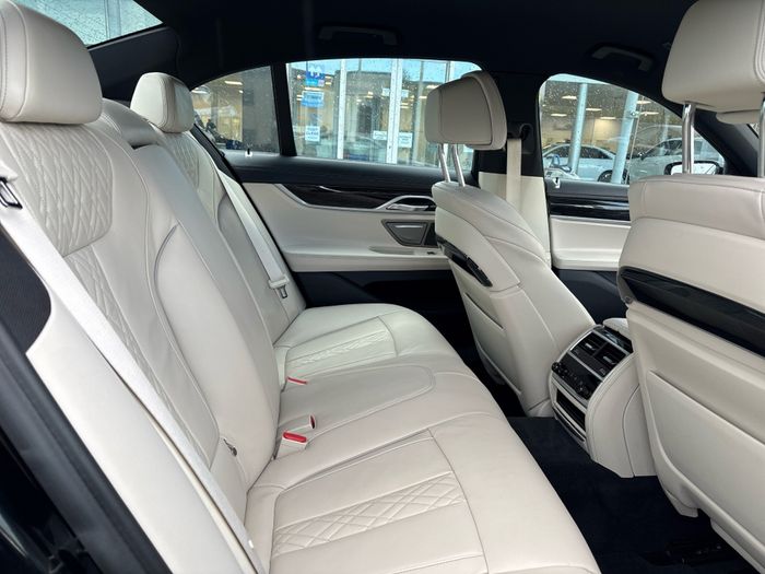 BMW 7 Series 2019
