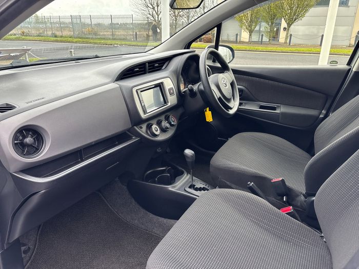 Toyota Yaris 2016