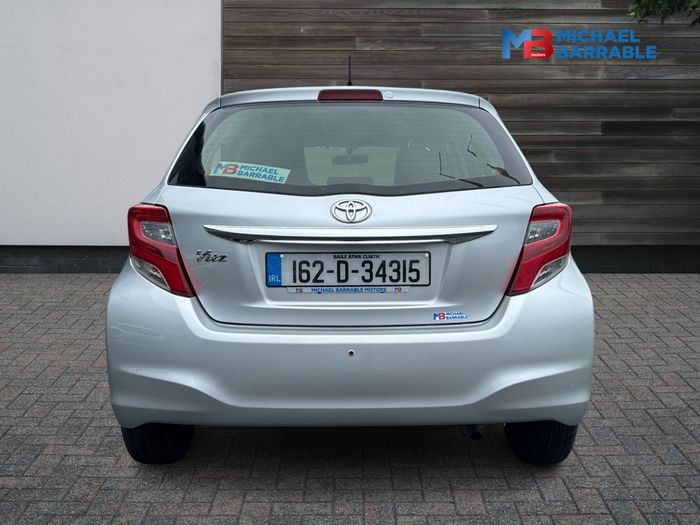 Toyota Yaris 2016