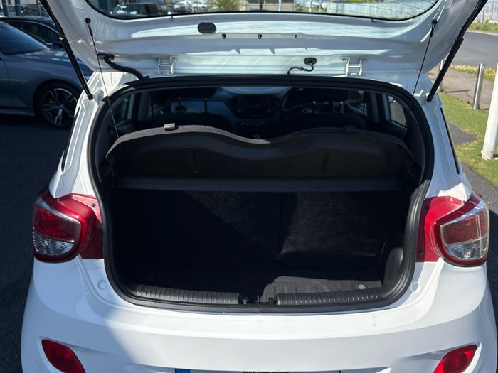 Hyundai i10 2016