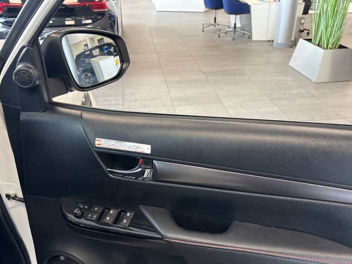 Toyota HiLux 2023