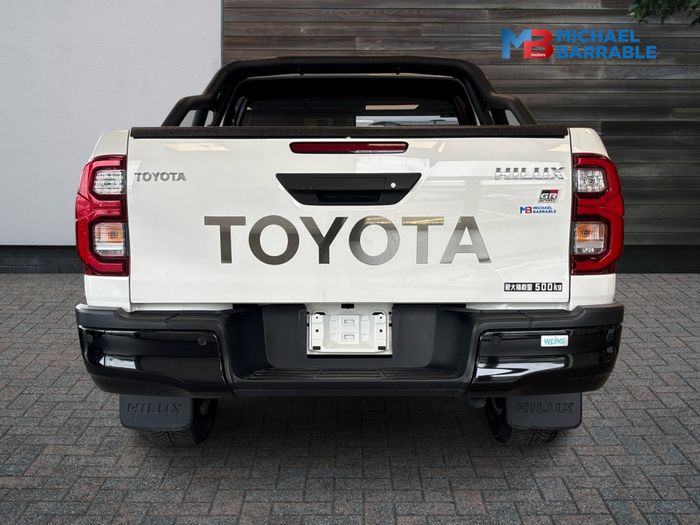 Toyota HiLux 2023