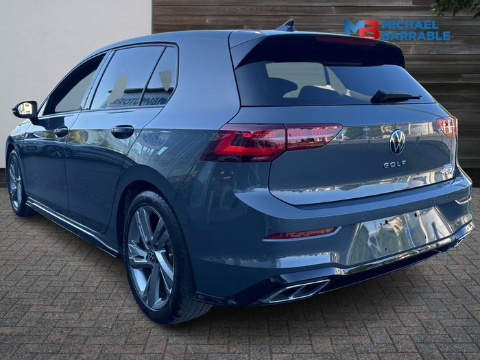 Volkswagen Golf 2021