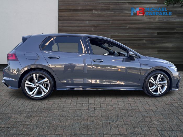 Volkswagen Golf 2021