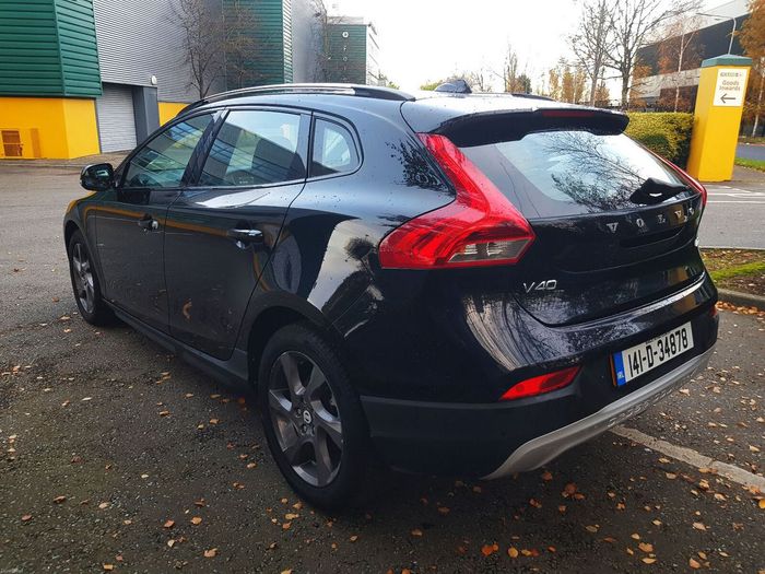 Volvo V40 2014