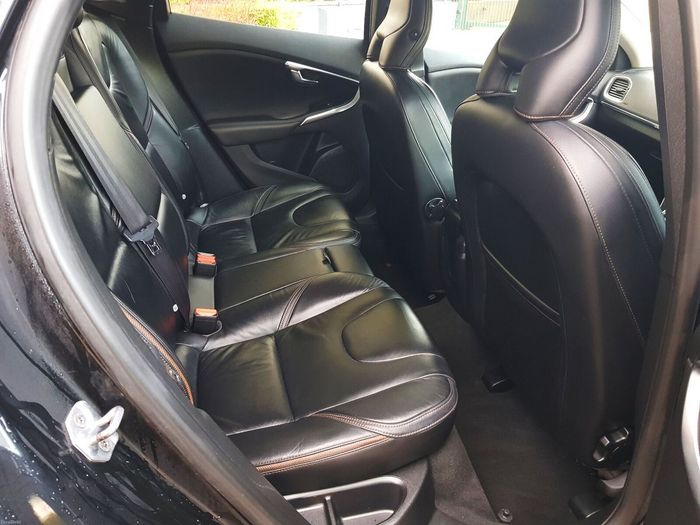 Volvo V40 2014