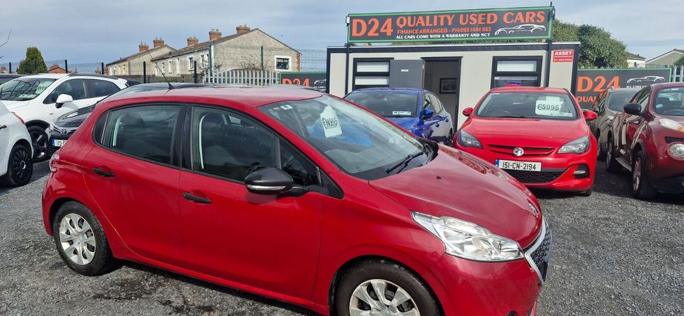 Peugeot 208 2014