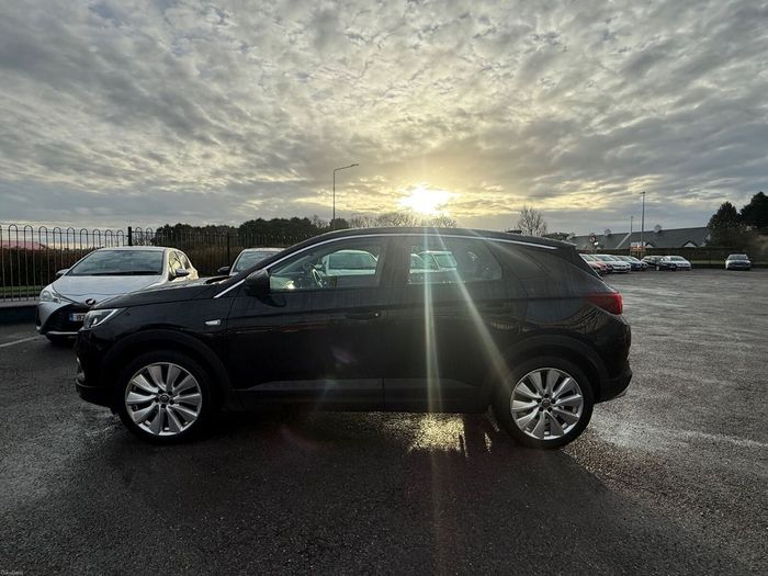 Opel GRANDLAND X 2021