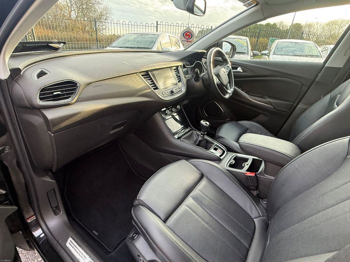 Opel GRANDLAND X 2021