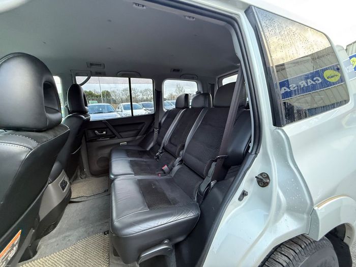 Mitsubishi Pajero 2006