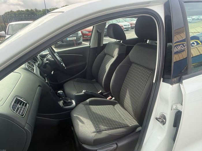 Volkswagen Polo 2014