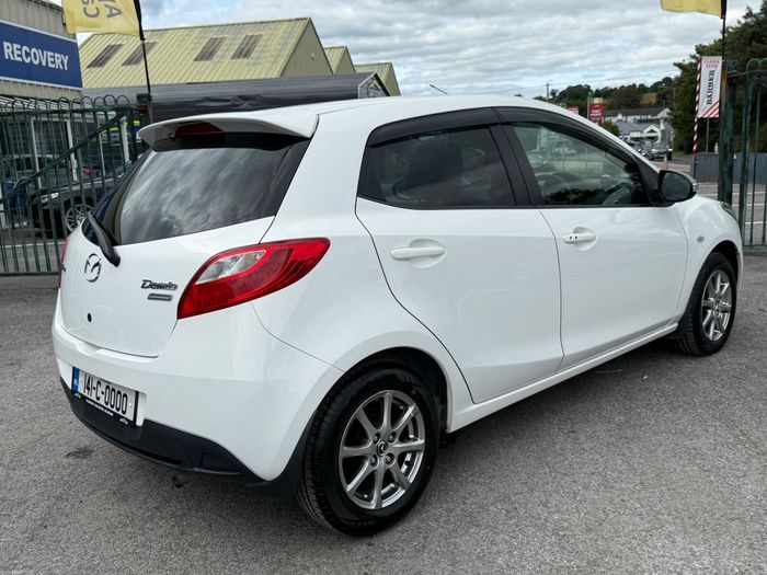Mazda Demio 2014