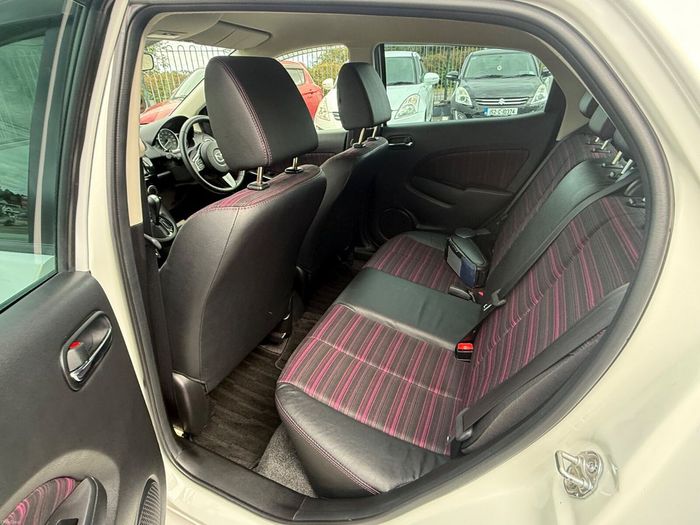 Mazda Demio 2014