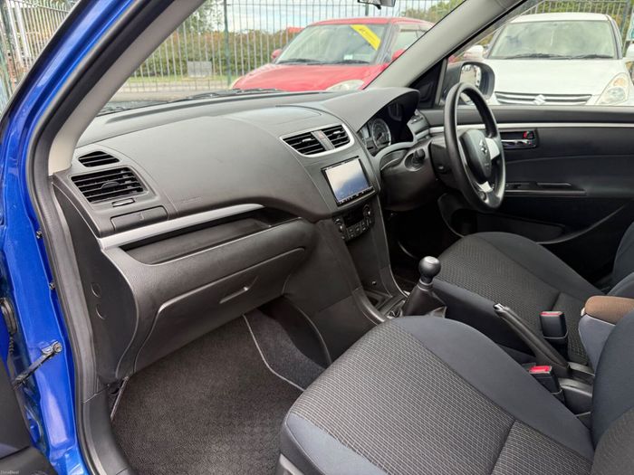Suzuki Swift 2015