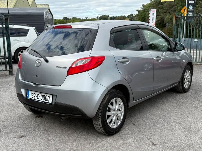 Mazda Demio 2013
