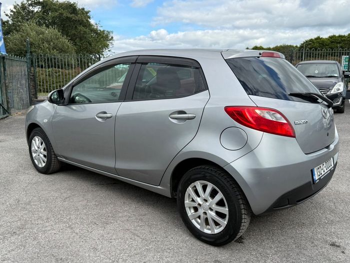 Mazda Demio 2013