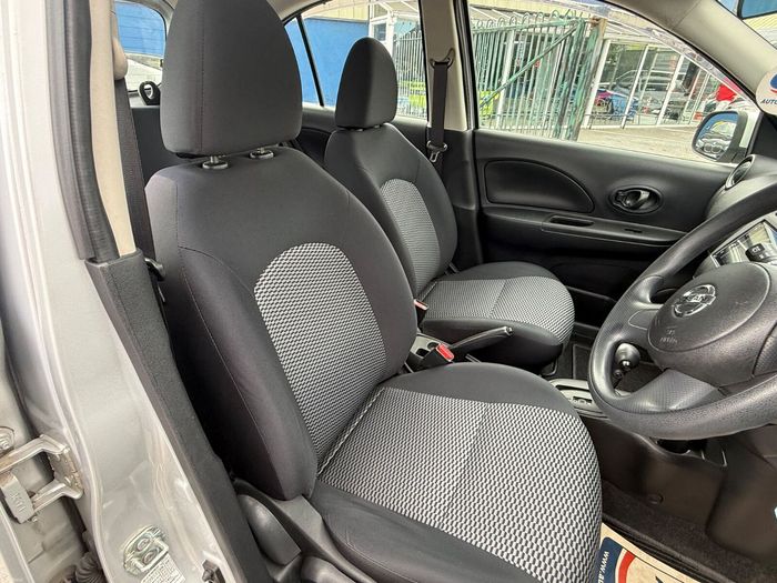 Nissan March 2014