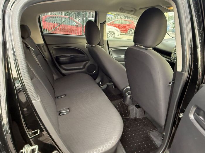 Mitsubishi Mirage 2012