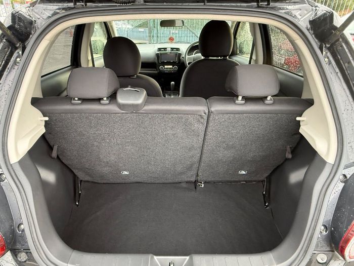 Mitsubishi Mirage 2012