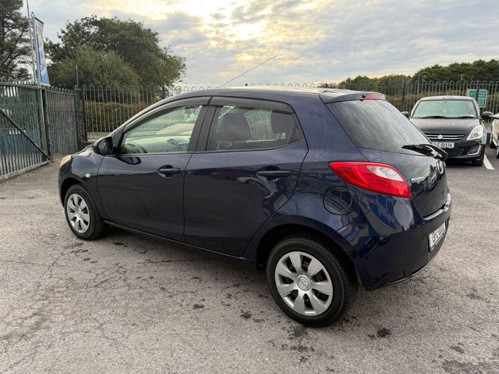 Mazda Demio 2013