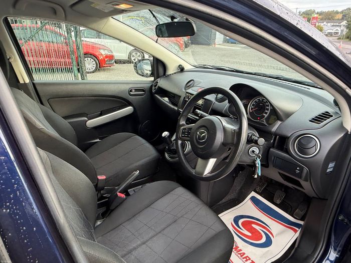 Mazda Demio 2013
