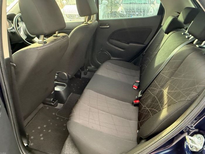Mazda Demio 2013